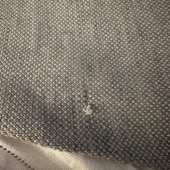 Calvin Klein Men's Merino Wool Blend V-Neck Sweater | Gray Size Large - Picture 12 of 12